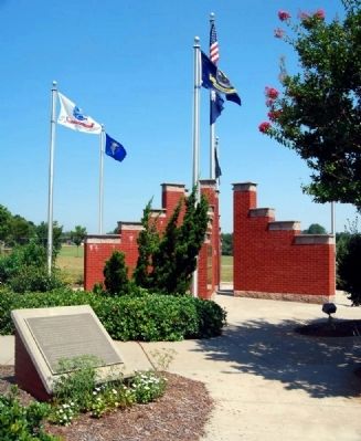 Anderson County Veterans Monument and Marker image. Click for full size.