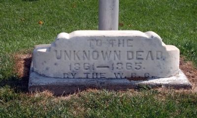 Civil War - Unknown Dead Memorial Stone image. Click for full size.