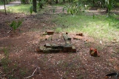 Parris Island Lighthouses , last remains of keepers house image. Click for full size.