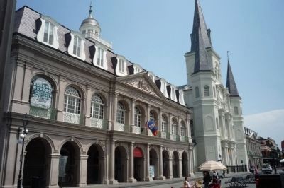 The Cabildo, adjacent to St. Louis Cathedral with the Presbytre at far right image. Click for full size.