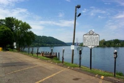 Wellsburg Wharf Marker. Click for full size. Wellsburg Wharf Marker image. Click for full size.