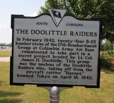 The Doolittle Raiders Marker image. Click for full size.