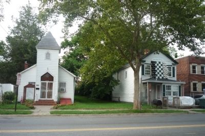 The Joshua's Temple First Born Church and Deanwood Chess House image. Click for full size.
