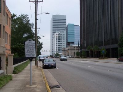 Marion Street Marker, Looking back westward along Gervais St. image. Click for full size.