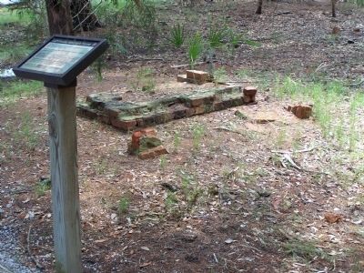 Lighthouse Keepers Home Marker. Click for full size. Lighthouse Keepers Home Marker image. Click for full size.