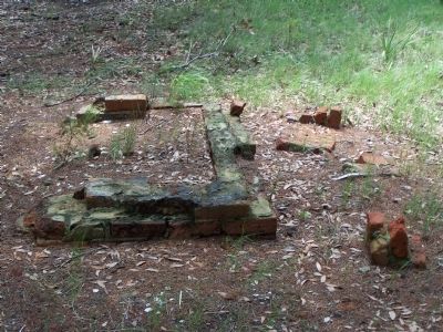 Lighthouse Keepers Home , last remains, as seen along hiking trail. Click for full size. Lighthouse Keepers Home , last remains, as seen along hiking trail image. Click for full size.