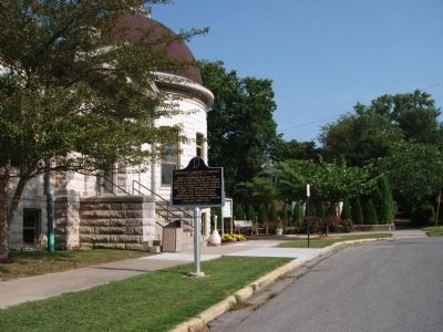 Long View Side B - - Sullivan Carnegie Library Marker. Click for full size. Long View Side B - - Sullivan Carnegie Library Marker image. Click for full size.