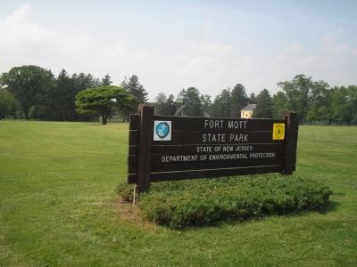Fort Mott State Park image. Click for full size.