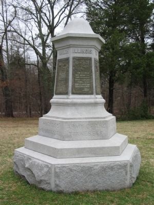 Illinois Cavalry Monument image. Click for full size.