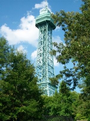 The Eiffel Tower. Click for full size. The Eiffel Tower image. Click for full size.