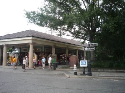 French Market Marker image. Click for full size.