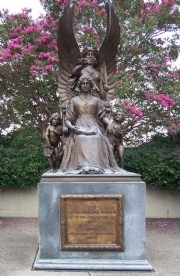 South Carolina Women of the Confederacy Monument. Click for full size. South Carolina Women of the Confederacy Monument image. Click for full size.