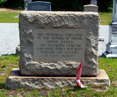 Lake Murray Burials Monument -<br>Front image. Click for full size.