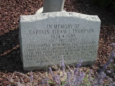 Captain Hiram L. Thompson Memorial image. Click for full size.
