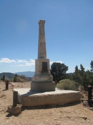 Captain Edward Faris Storey Monument and Gravesite image. Click for full size.