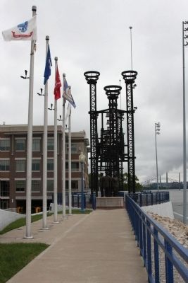 Looking North : : On Top of Levee Clock - - Walkway. . .. Click for full size. Looking North : : On Top of Levee Clock - - Walkway. . . image. Click for full size.