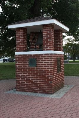 Another View - - 1864 School Bell image. Click for full size.