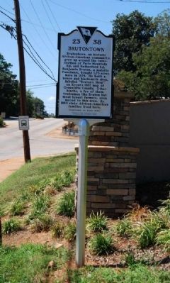 Brutontown Marker - Front image. Click for full size.