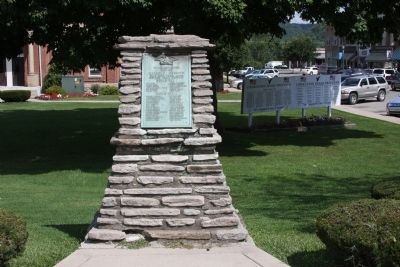 W.W. I and W.W. II  - - Carroll County War Memorial image. Click for full size.