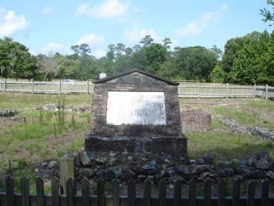 Russelborough site and this Russellborough Marker (in background) image. Click for full size.