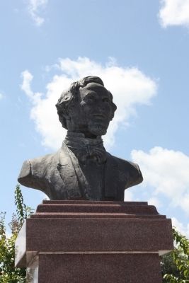 Jefferson Davis Memorial. Click for full size. Jefferson Davis Memorial image. Click for full size.