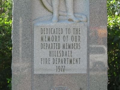 Hillsdale Fire Department Monument image. Click for full size.