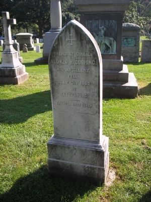 Grave of Lt. Alonzo H. Cushing image. Click for full size.