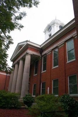 Jackson County Courthouse. Click for full size. Jackson County Courthouse image. Click for full size.