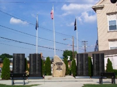 Mount Pleasant Veterans Memorial image. Click for full size.