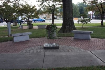 Many "Rest Areas" in "Congress Square"  - Orleans, Indiana . . . image. Click for full size.