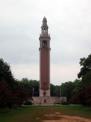 The Carillon WWI Memorial. image. Click for full size.