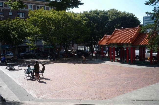 Hing Hay Park - view from near the Chinese American Sodiers Memorial toward Maynard and King image. Click for full size.