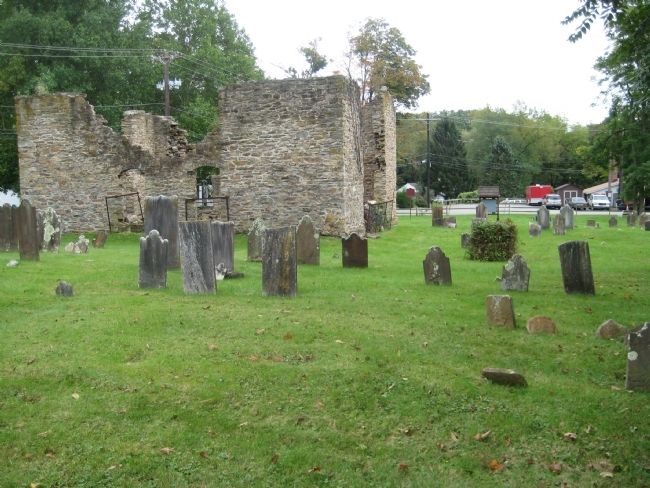 Old Stone Union Church & Graveyard image. Click for full size.