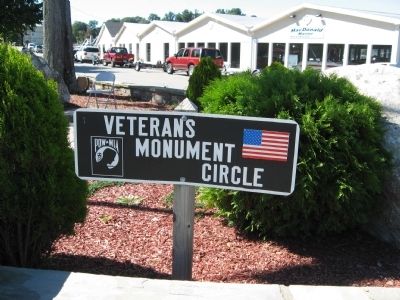Veterans Monument Circle. Click for full size. Veterans Monument Circle image. Click for full size.