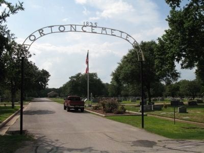 Entrance to Morton Cemetery image. Click for full size.