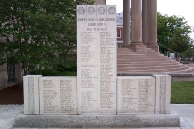 Somerset County World War II Memorial [front] image. Click for full size.