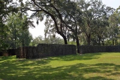 Fort Dorchester as seen today image. Click for full size.