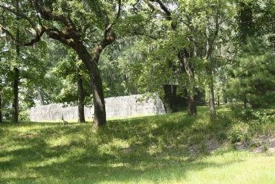 Fort Dorchester, as seen from the road leading from the Ashley River image. Click for full size.