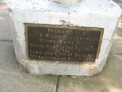 Plaque at the Base of the Flagpole image. Click for full size.