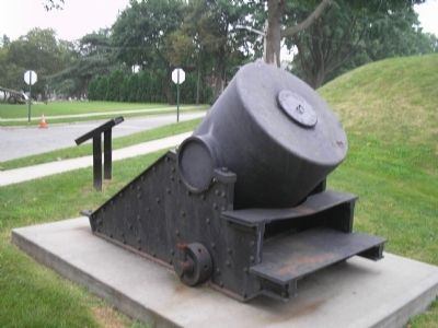 13-inch Seacoast Mortar, Pattern 1861 image. Click for full size.