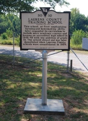 Laurens County Training School Marker - Reverse image. Click for full size.