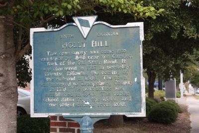 Holly Hill Marker image. Click for full size.