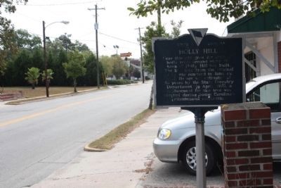 Holly Hill Marker looking south along State Street image. Click for full size.