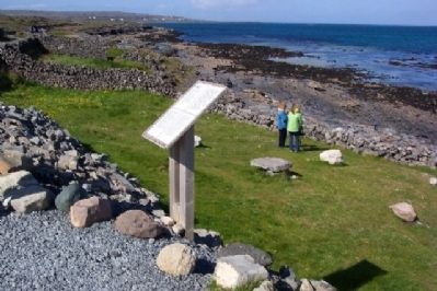 Welcome to Port Corrúch Seal Colony / Failte go Port Corrúch Marker. Click for full size. Welcome to Port Corrúch Seal Colony / Failte go Port Corrúch Marker image. Click for full size.