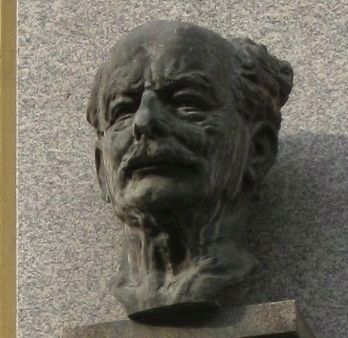 Closeup of bust of Ladislav Zelenka above the marker. image. Click for full size.