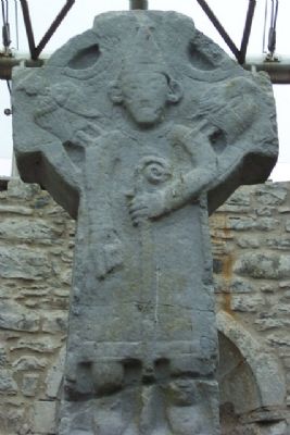 Doorty High Cross Bishop image. Click for full size.