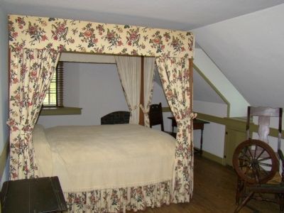 Another Upstairs Bedroom and Spinning Room image. Click for full size.