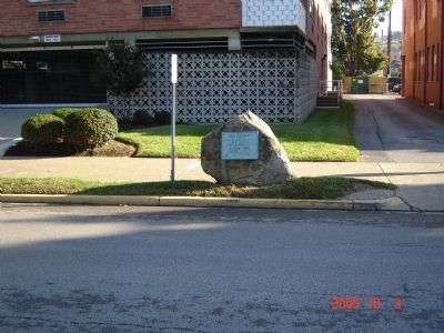 Fort Clendenin Marker. Click for full size. Fort Clendenin Marker image. Click for full size.