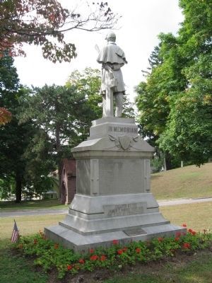 Rear View of the Monument. Click for full size. Rear View of the Monument image. Click for full size.