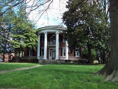 Holly Mansion image. Click for full size.